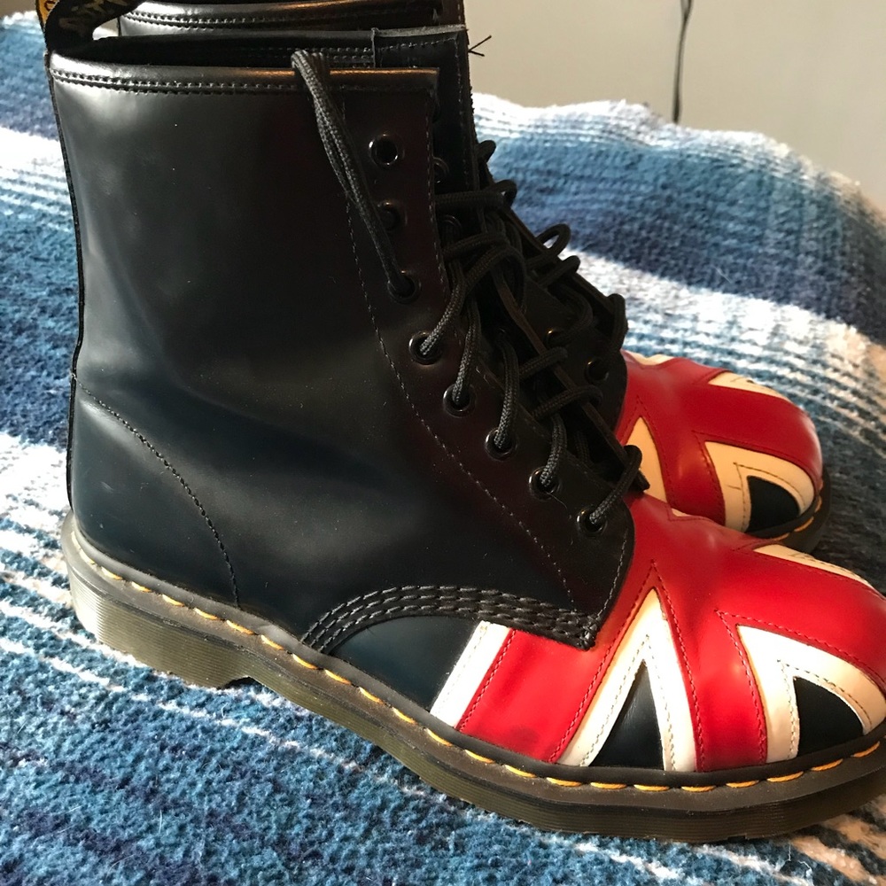 Doc Marten Union Jack Boots